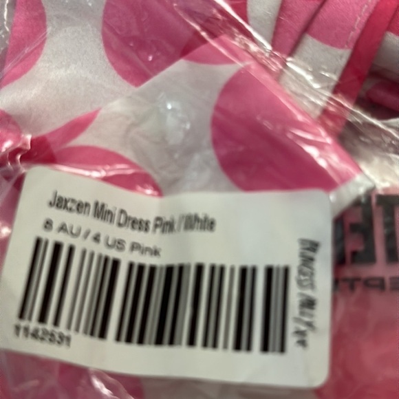 #19❤️ New with tags Princess Polly Jaxzen dress - Picture 8 of 8